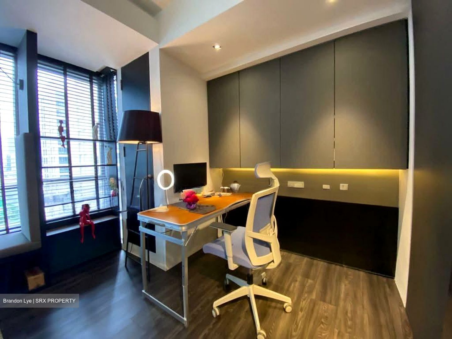 UE Square (D9), Apartment #546631631